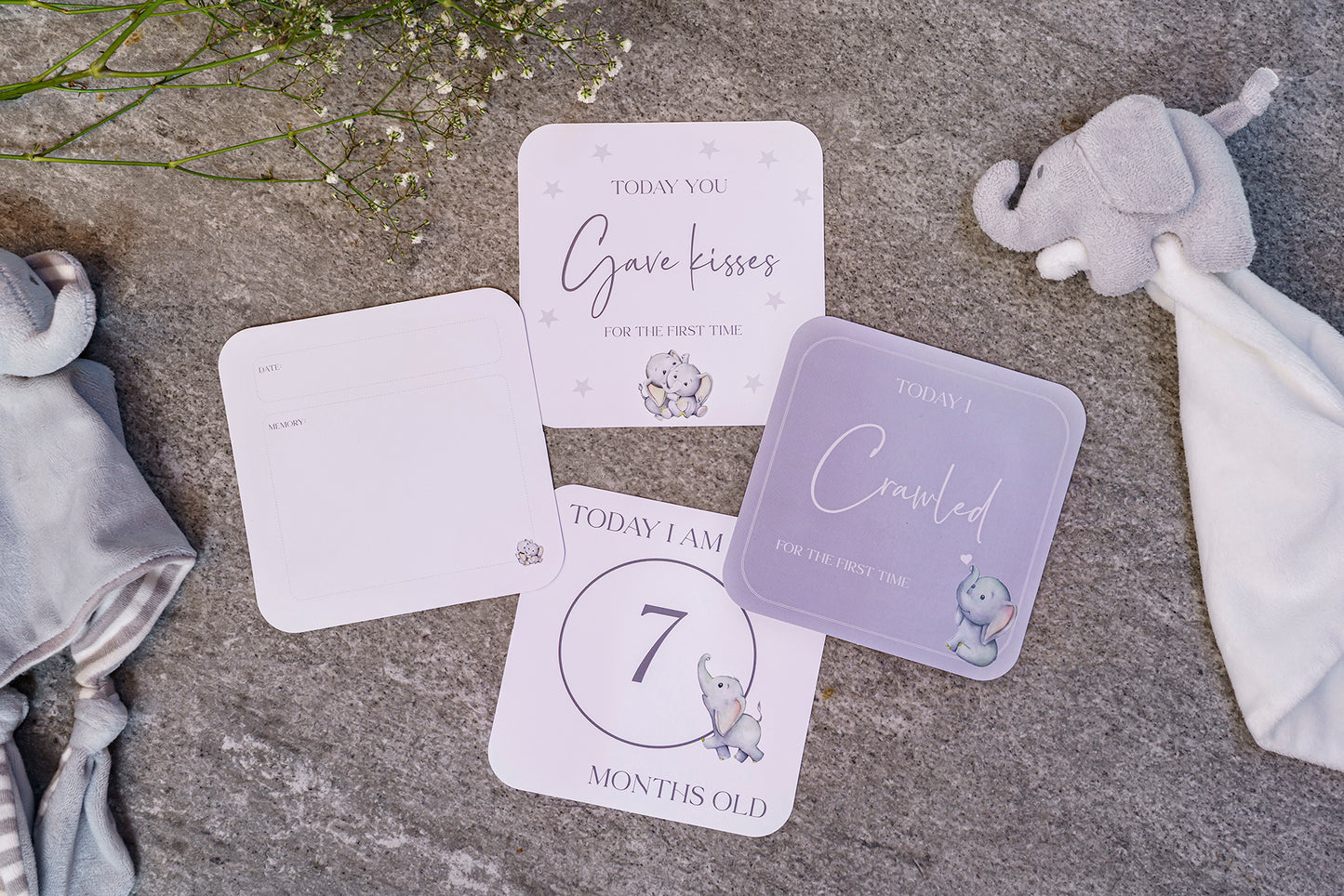 Llyfr Cof Eliffantod a Set Anrhegion Cardiau Carreg Filltir